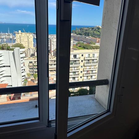 Plein Coeur De Monaco, A 300 Metres A Pied Du Port De Monaco, 4 Pieces Dans Des Escaliers Vue Mer Exceptionnelle Bagian luar foto